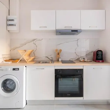 Apartment Baignoire Balneo Avec Climatisation *